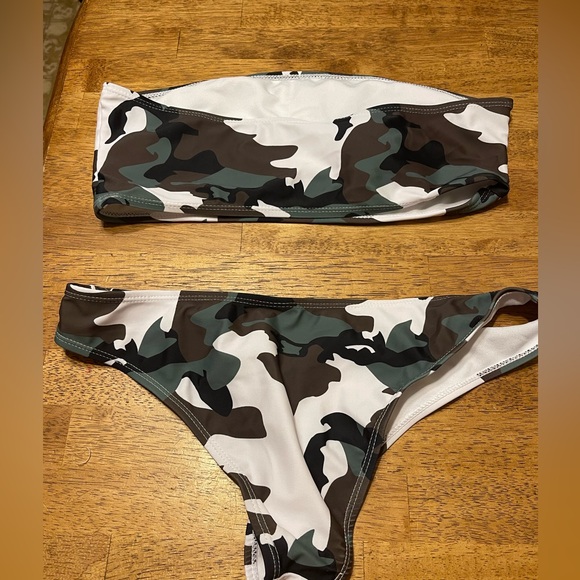 NWOT Women's Strapless Bikini 2 piece swimming suit Shein Camo Large - Picture 5 of 6